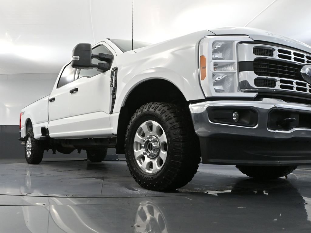Used 2023 Ford F350 XLT w/ FX4 Off-Road Package image 51