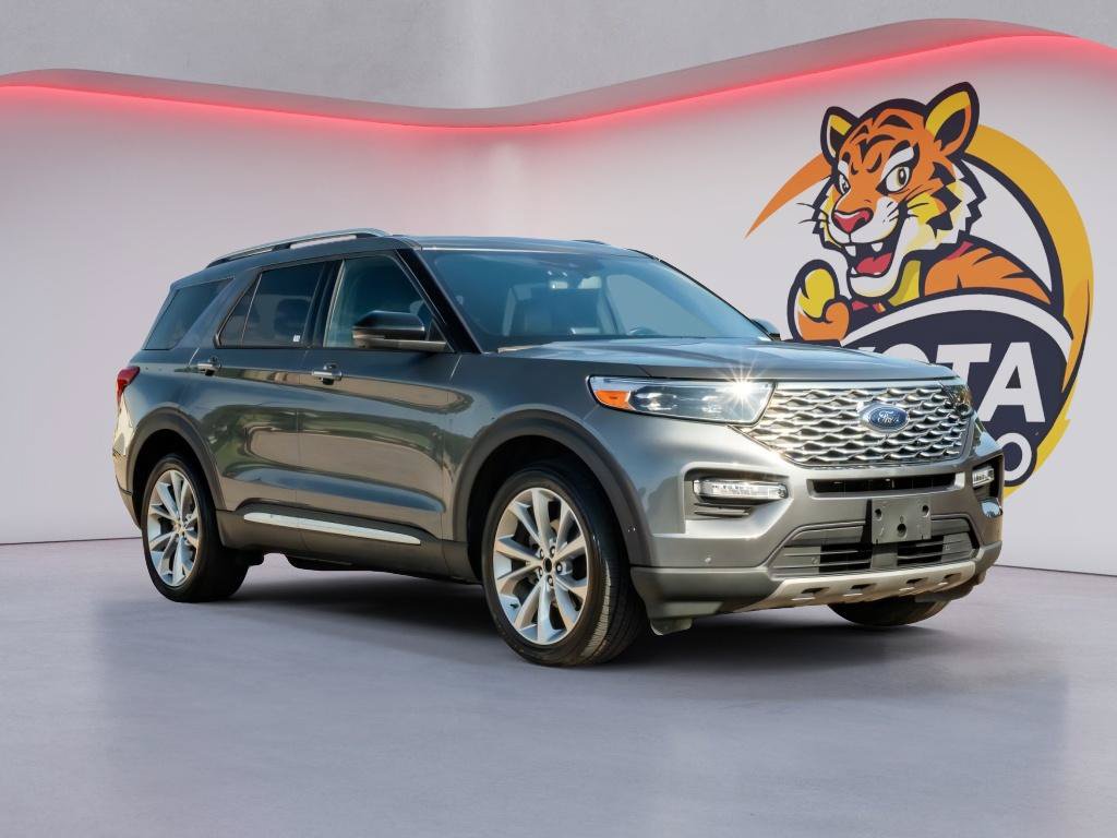 Used 2021 Ford Explorer Platinum w/ Equipment Group 601A AWD/4WD image 3