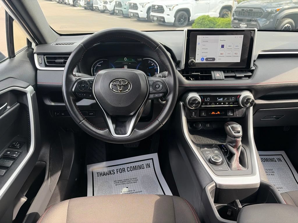 Used 2025 Toyota RAV4 SE AWD/4WD image 21