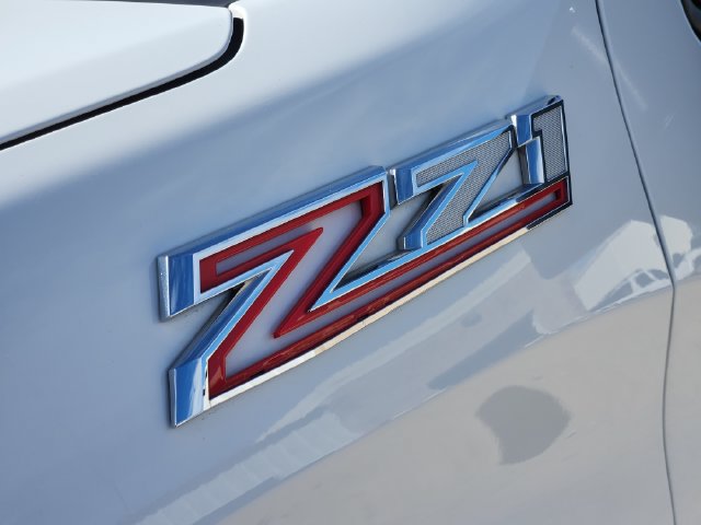 Used 2022 Chevrolet Silverado 1500 LT Trail Boss w/ Bed Protection Package AWD/4WD image 9