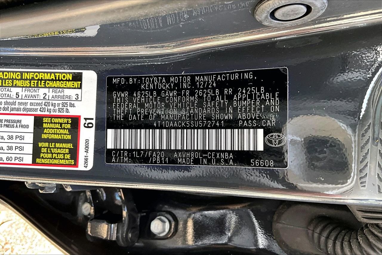 Used 2025 Toyota Camry LE FWD image 16