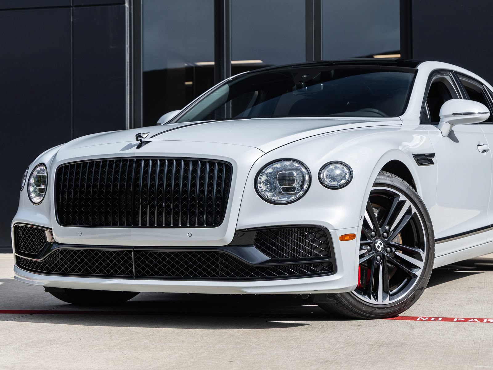 Used 2021 Bentley Flying Spur W12 AWD/4WD image 3