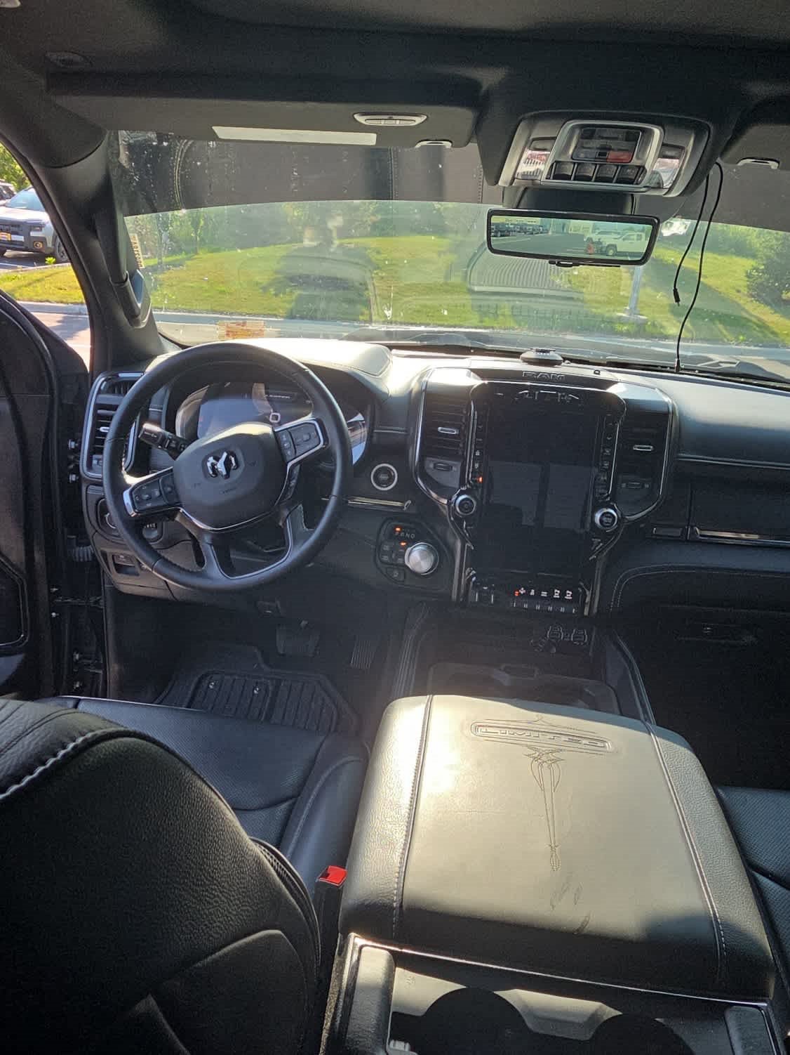 Used 2024 RAM 1500 Limited AWD/4WD image 7