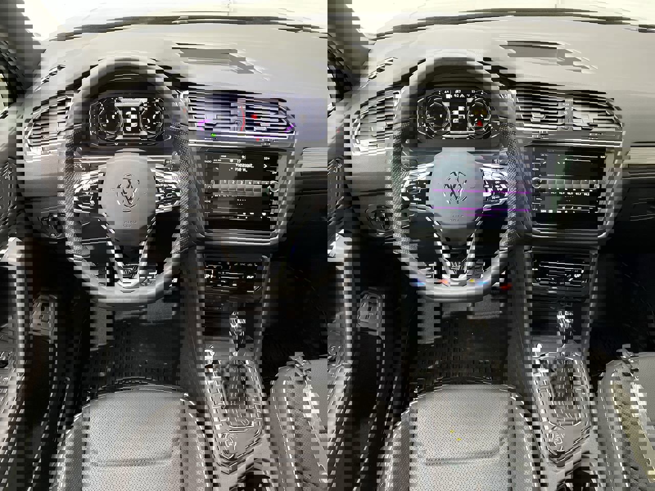 Used 2022 Volkswagen Tiguan SEL R-Line AWD/4WD image 15