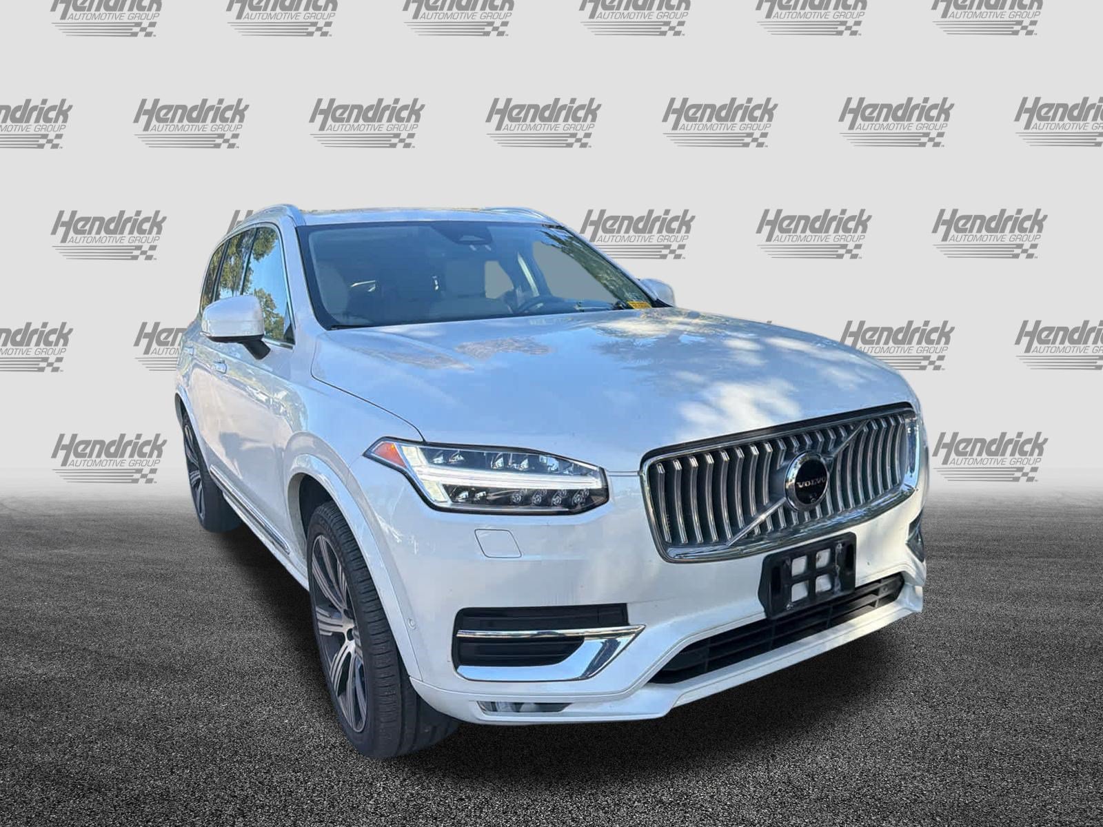Used 2024 Volvo XC90 B6 Plus w/ Protection Package AWD/4WD image 3