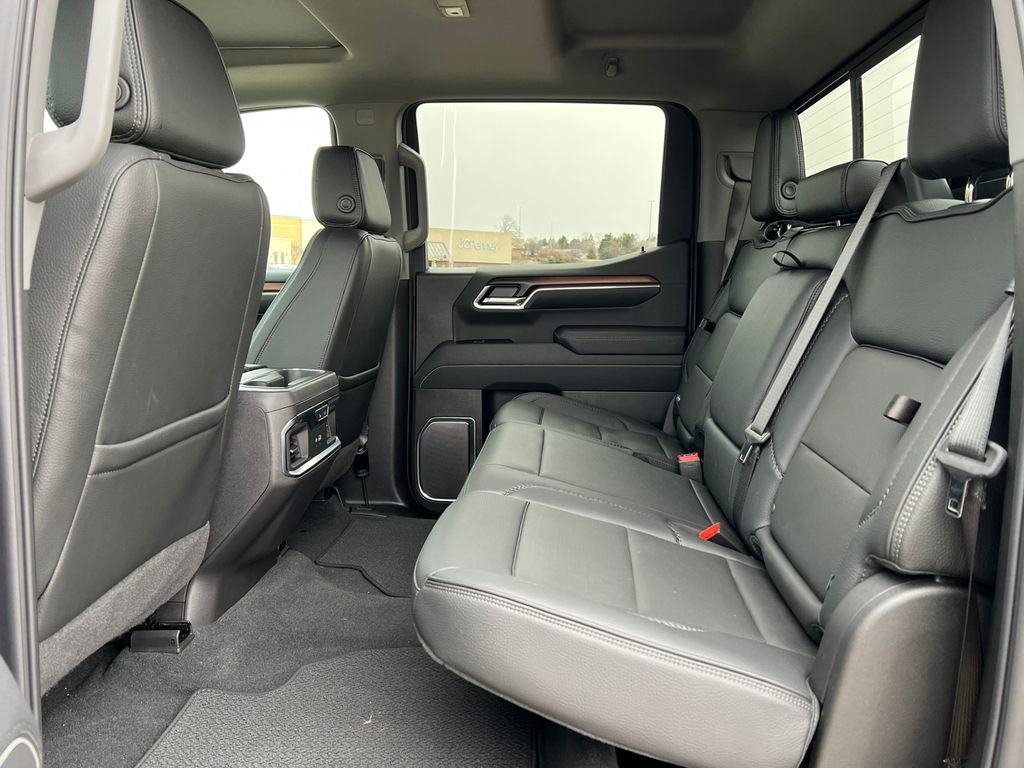 New 2025 GMC Sierra 1500 Denali w/ Denali Reserve Package image 5