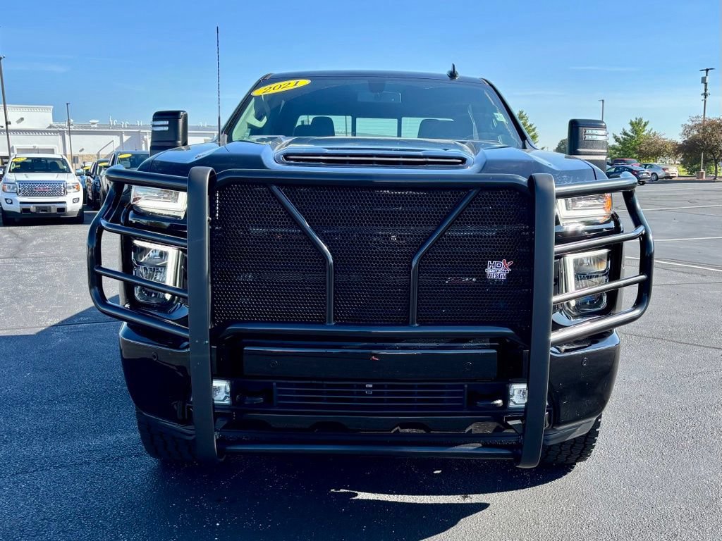 Used 2021 Chevrolet Silverado 2500 LTZ w/ LTZ Plus Package AWD/4WD image 10