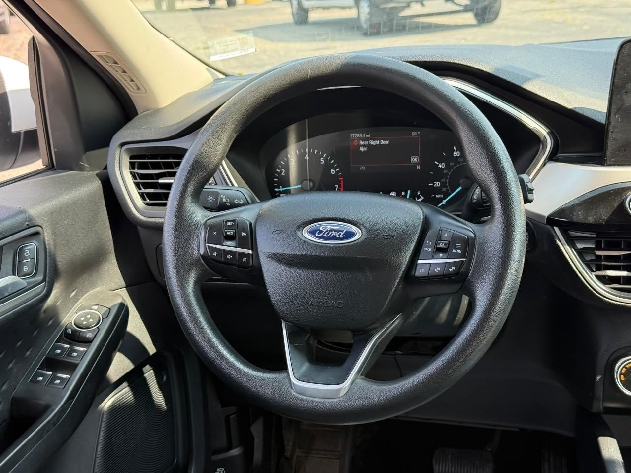 Used 2020 Ford Escape SE FWD image 12