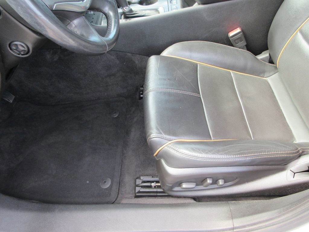 Used 2016 Chevrolet Impala LTZ w/ Enhanced Convenience Package image 19