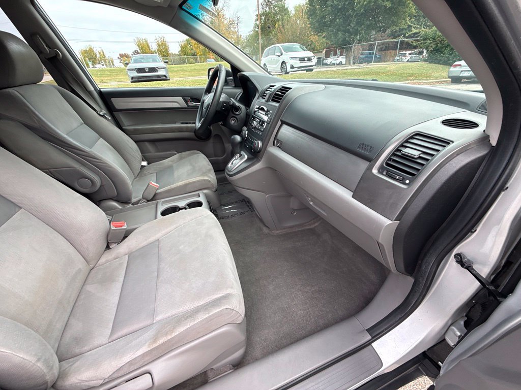 Used 2011 Honda CR-V EX image 40