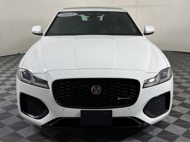 Certified 2023 Jaguar XF R-Dynamic SE AWD/4WD image 11