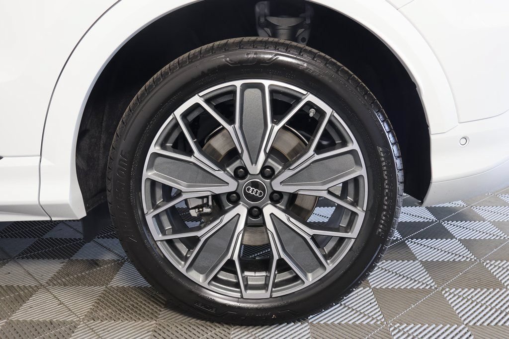 New 2026 Audi Q5 Prestige AWD/4WD image 10