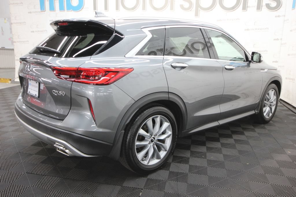 Used 2019 INFINITI QX50 Essential w/ Premium Heat Package AWD/4WD image 10