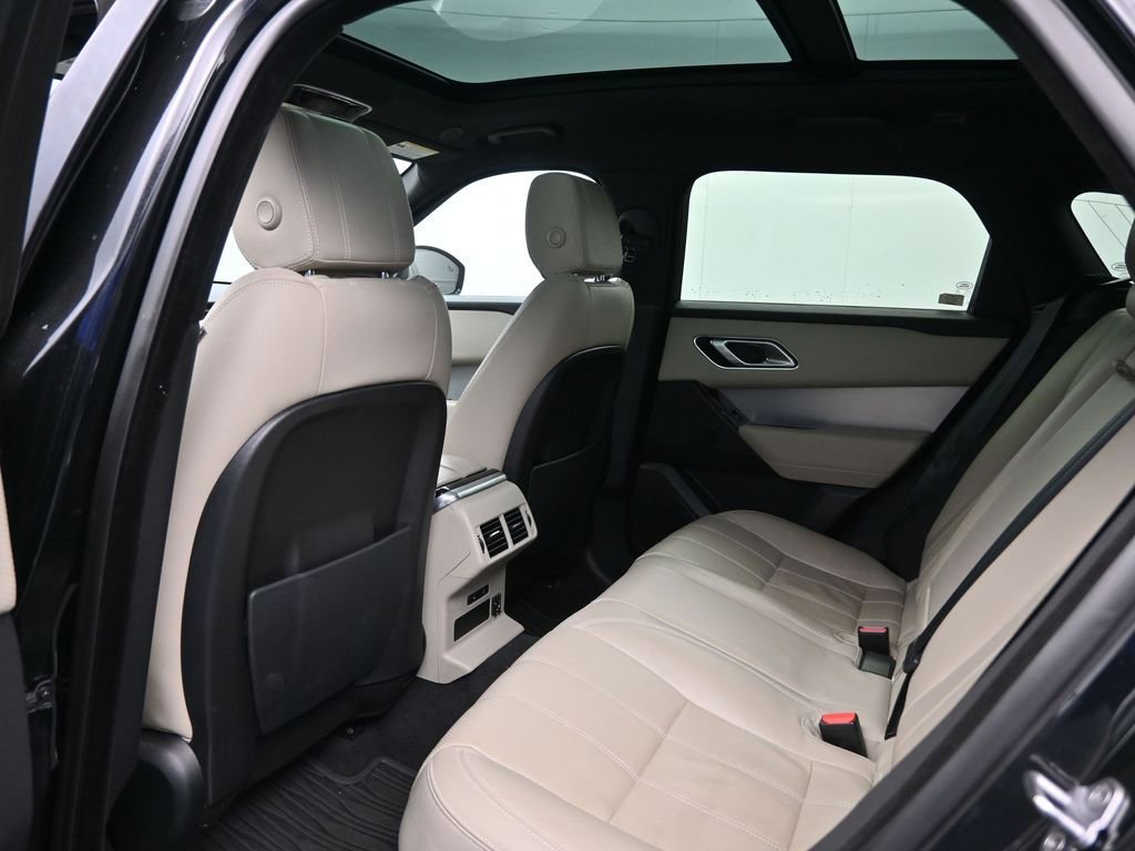 Used 2021 Land Rover Range Rover Velar R-Dynamic S image 24