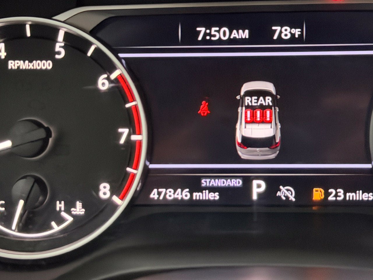 Certified 2025 Nissan Rogue SV FWD image 15