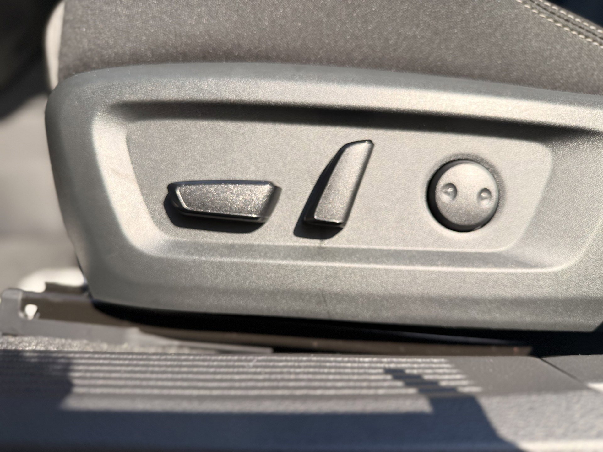 New 2026 Nissan Rogue SV image 13