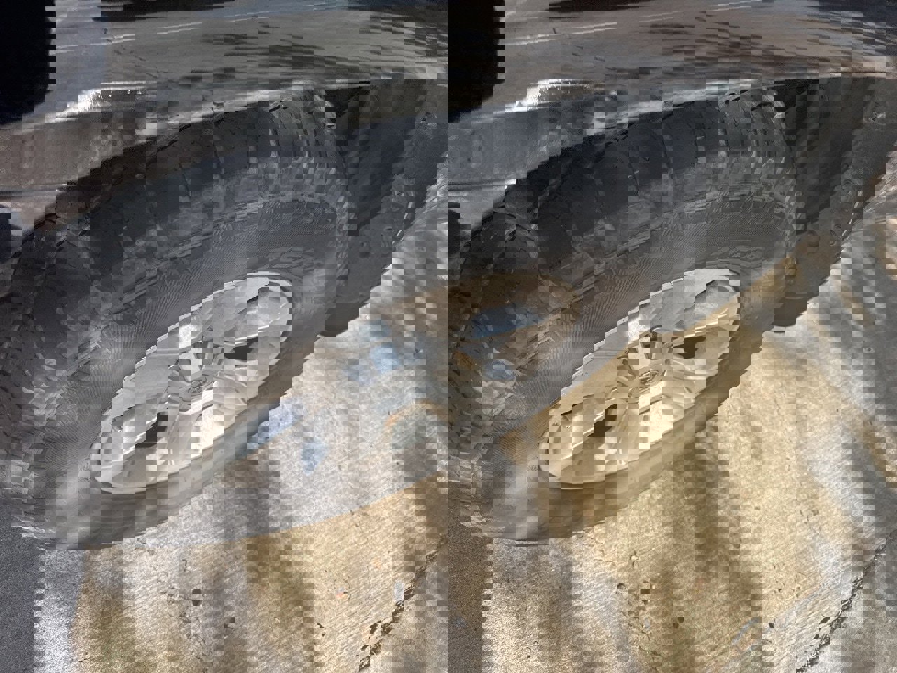 Used 2014 Toyota 4Runner SR5 image 2