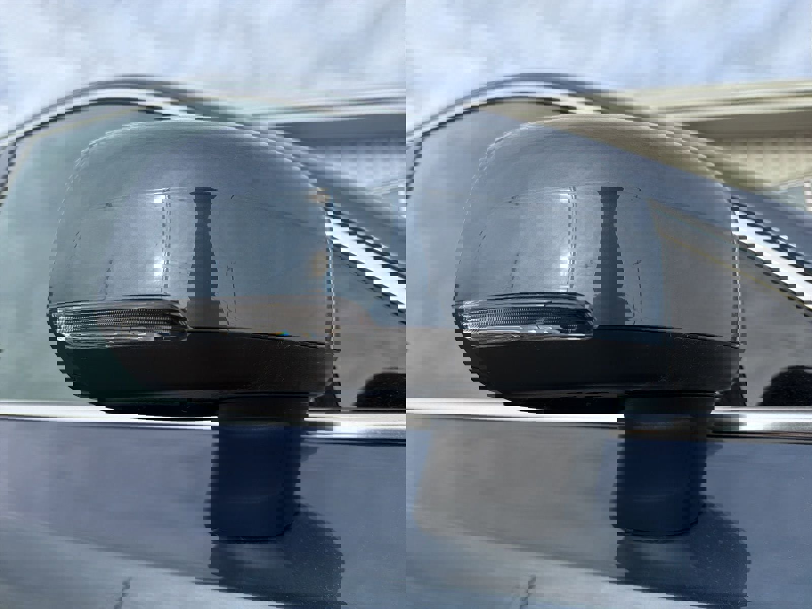 New 2026 Volvo XC90 B6 Core w/ Protection Package Premier image 10