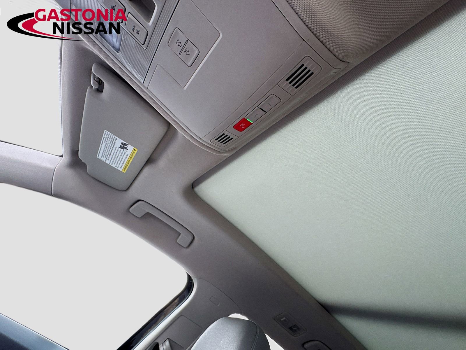 Used 2024 Volkswagen Taos SE image 29