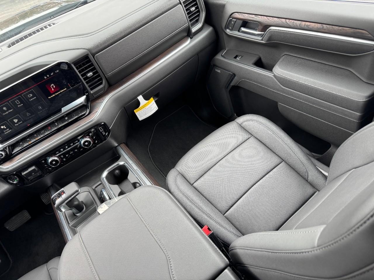 Used 2025 GMC Sierra 1500 SLT w/ SLT Premium Package image 15