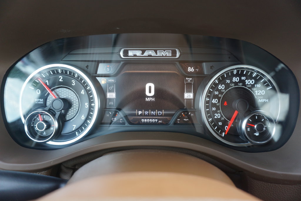 Used 2021 RAM 1500 Laramie AWD/4WD image 5