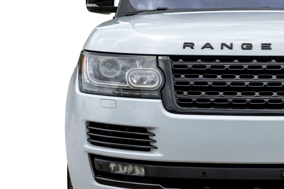 Used 2017 Land Rover Range Rover Supercharged image 51