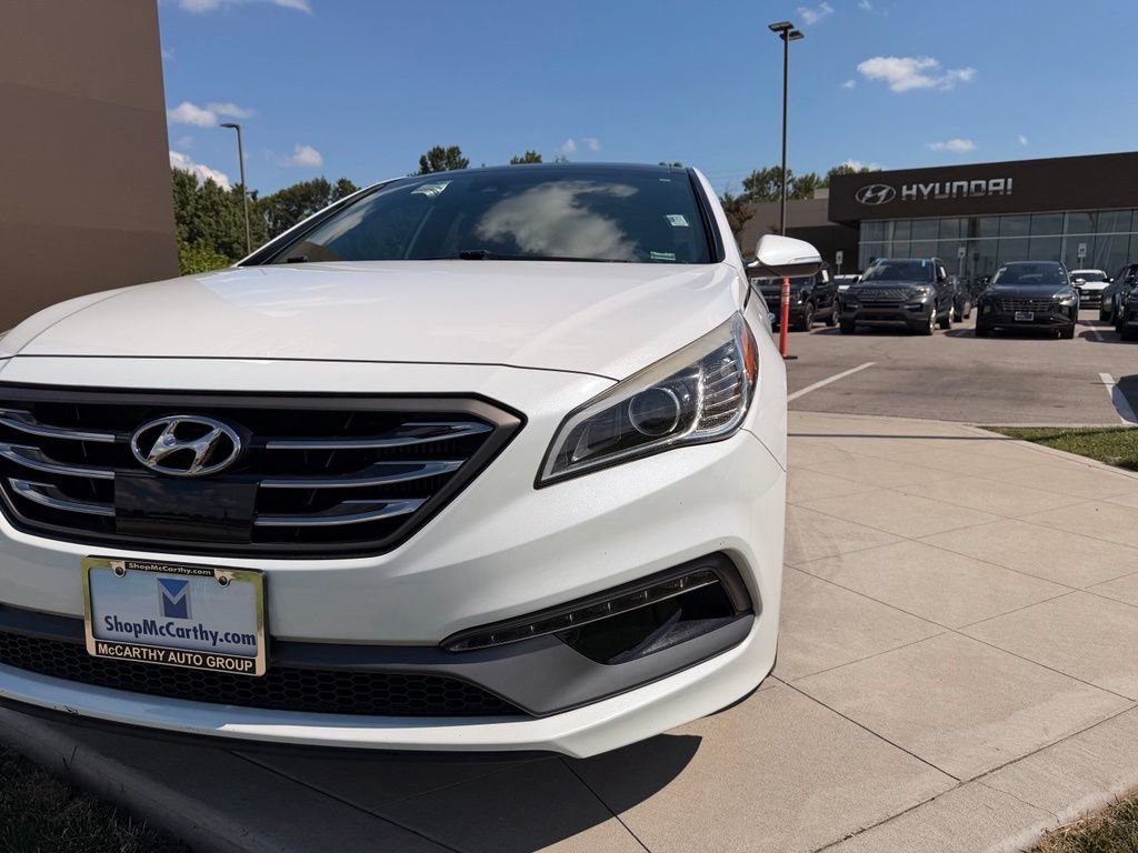 Used 2017 Hyundai Sonata Limited 2.0T FWD image 13