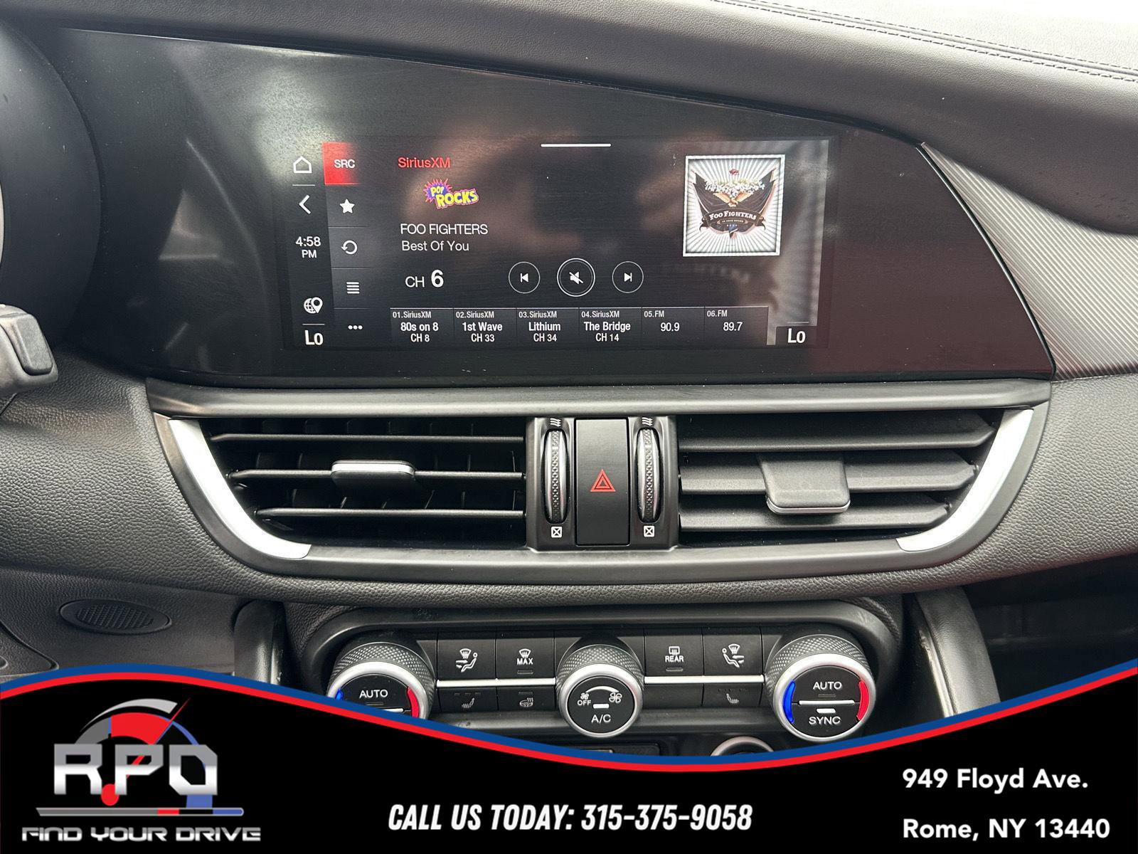 Used 2022 Alfa Romeo Giulia Veloce AWD/4WD image 22