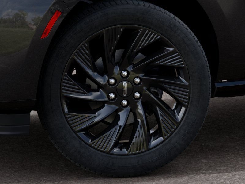 New 2027 Lincoln Navigator Reserve w/ Jet Appearance Package AWD/4WD image 19