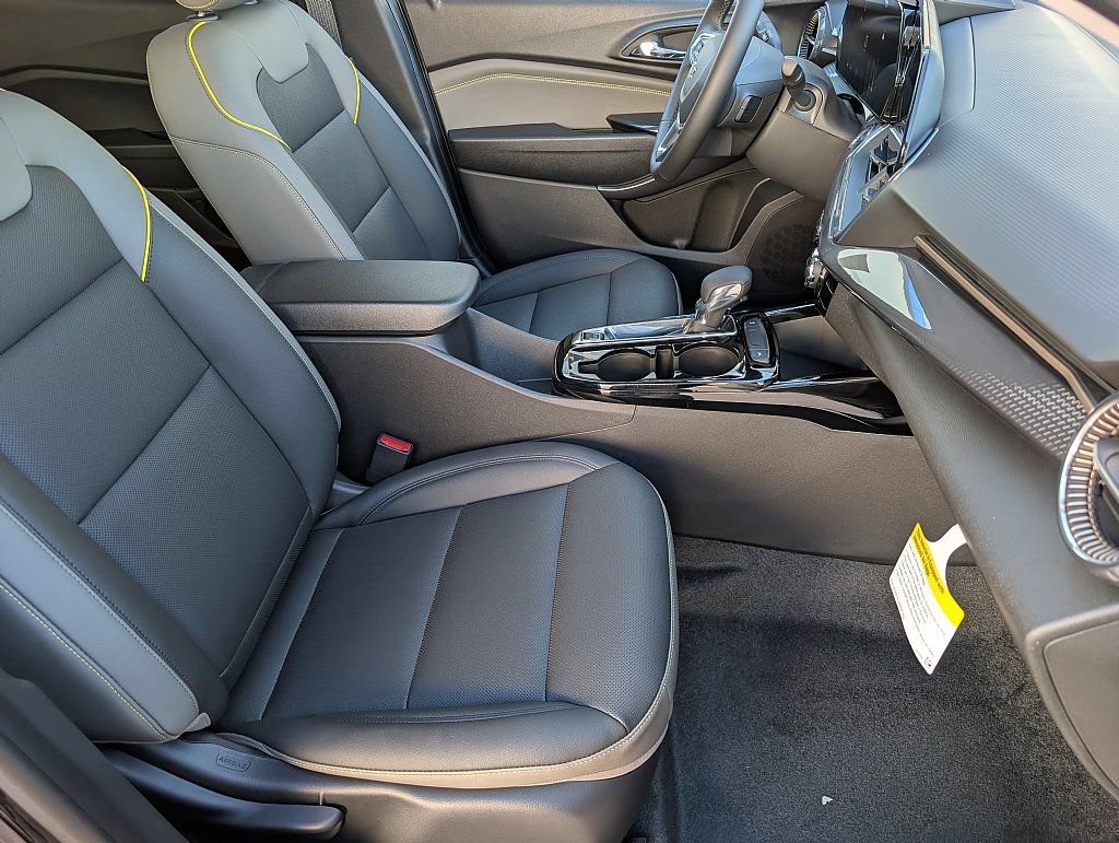 New 2026 Chevrolet Trax ACTIV w/ Driver Confidence Package FWD image 12