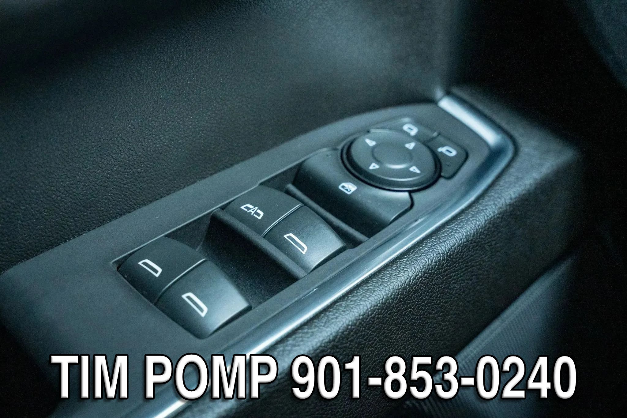 Used 2023 Chevrolet Silverado 1500 RST AWD/4WD image 25