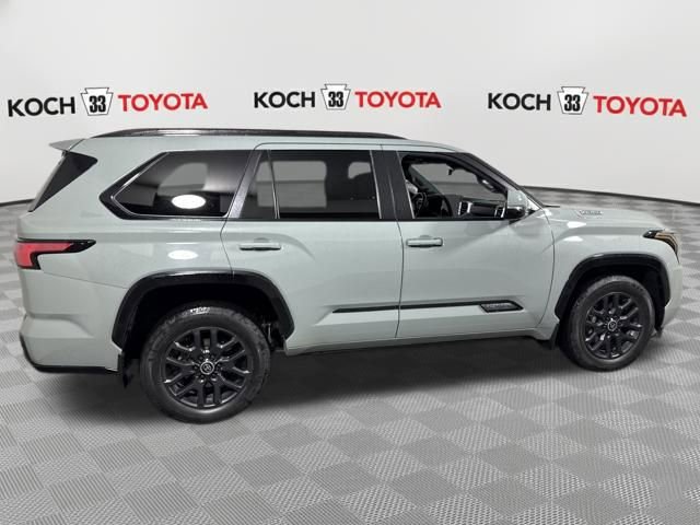 Used 2024 Toyota Sequoia Platinum image 9