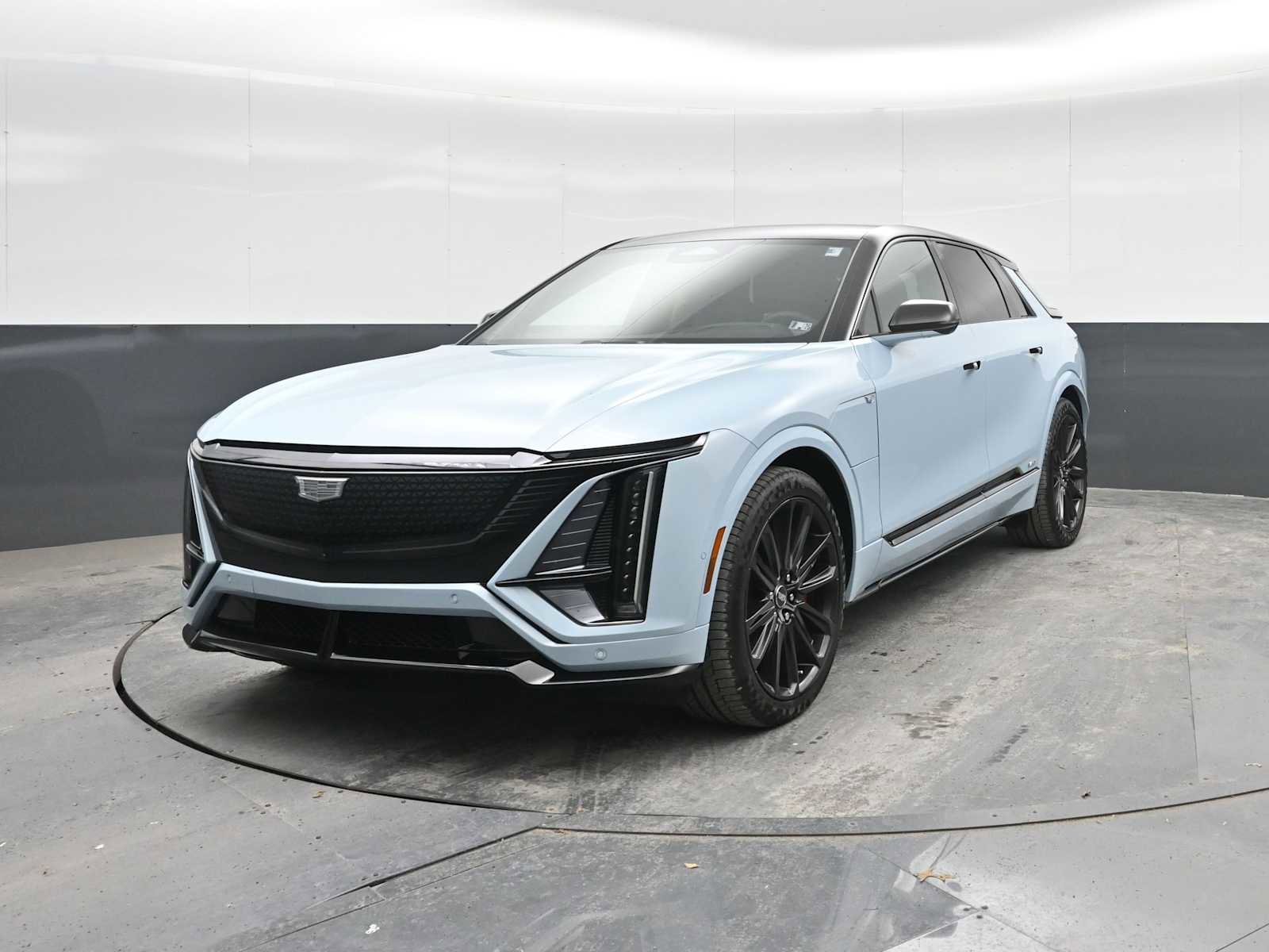 New 2026 Cadillac Lyriq V image 4
