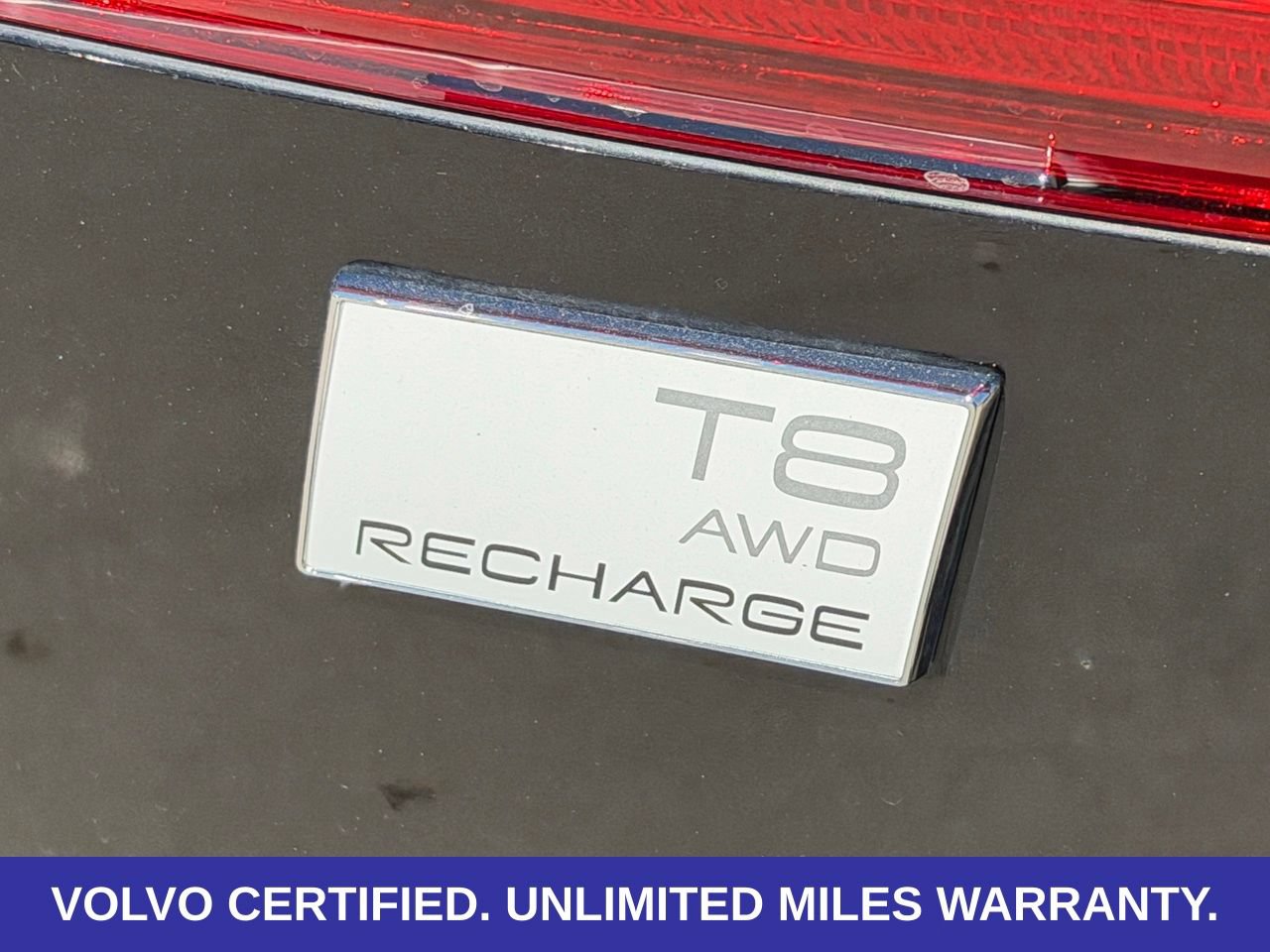 Certified 2024 Volvo XC60 T8 Ultimate w/ Protection Package Premier AWD/4WD image 10
