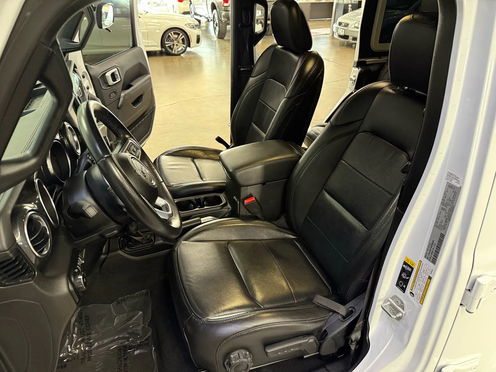 Used 2021 Jeep Wrangler Unlimited Sahara image 13