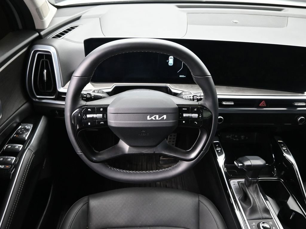 Used 2026 Kia Sorento SX image 23