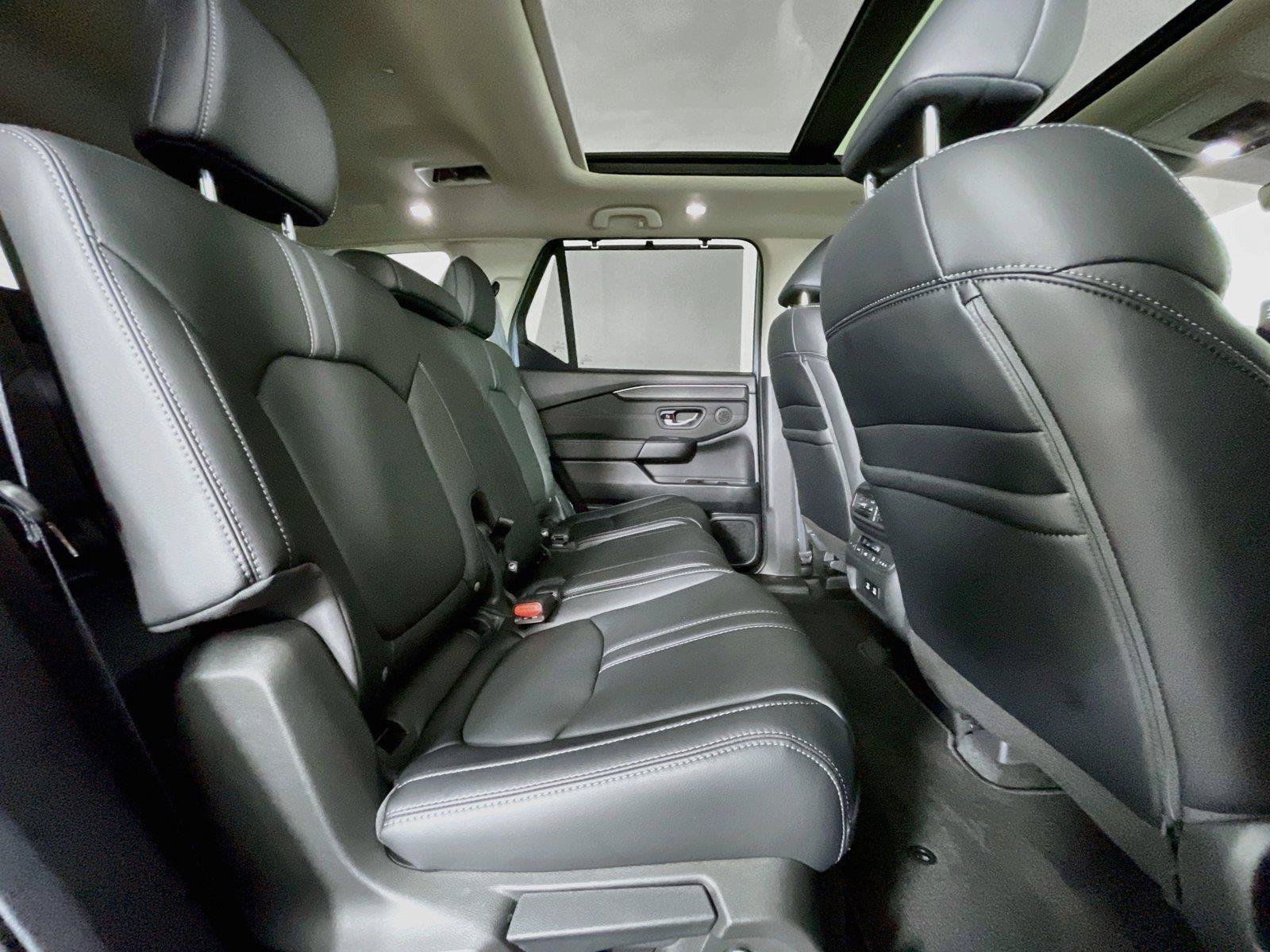 Used 2026 Honda Pilot image 29