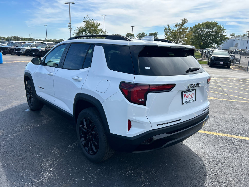 New 2027 GMC Terrain Elevation w/ Elevation Premium Package AWD/4WD image 8