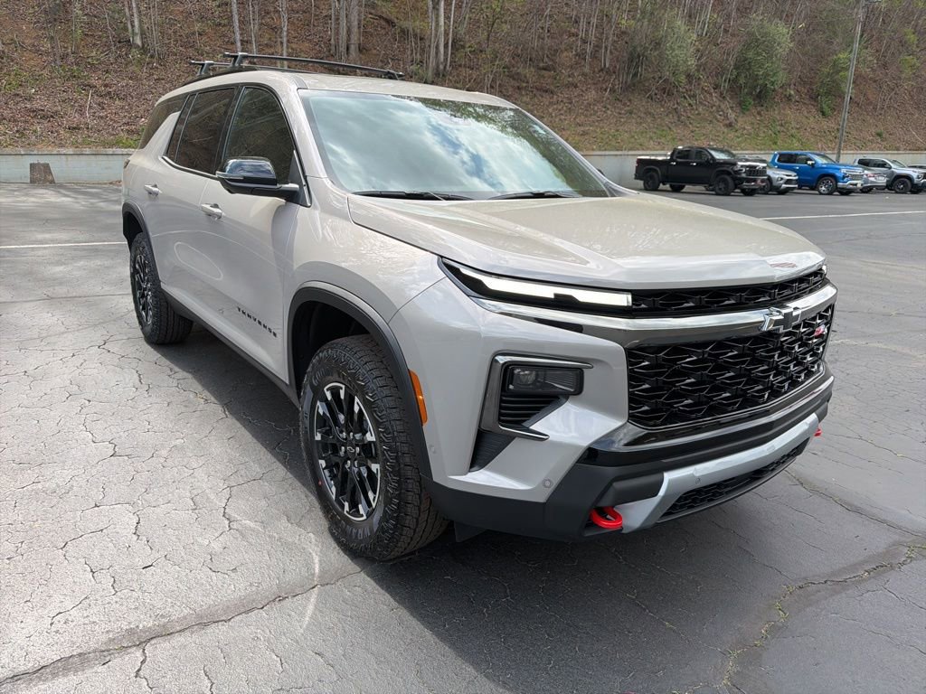 New 2026 Chevrolet Traverse Z71 w/ Enhanced Driving Package image 5