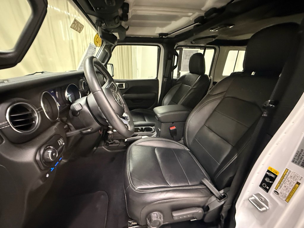 Used 2023 Jeep Wrangler Sahara w/ Cold Weather Group image 15