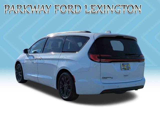 Used 2021 Chrysler Pacifica Touring w/ S Appearance Package image 7