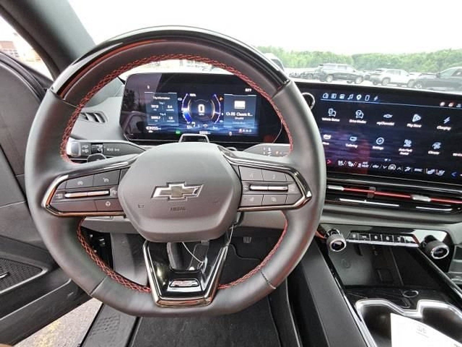 Certified 2025 Chevrolet Silverado EV RST AWD/4WD image 7