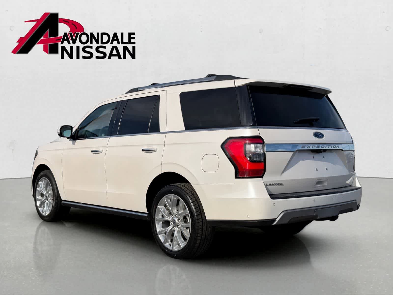 Used 2019 Ford Expedition Limited w/ Equipment Group 302A RWD image 4
