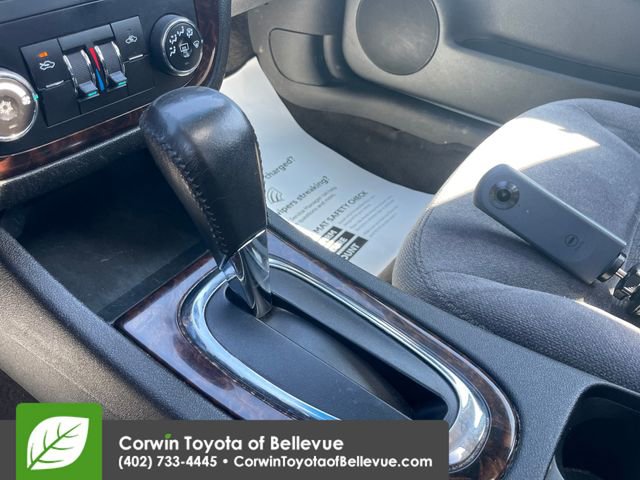 Used 2014 Chevrolet Impala LT w/ LT Sunroof Package image 13