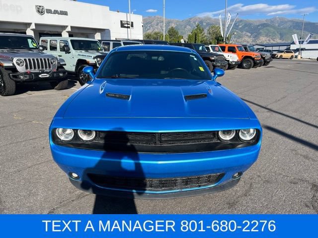Used 2019 Dodge Challenger SXT w/ Blacktop Package AWD/4WD image 10