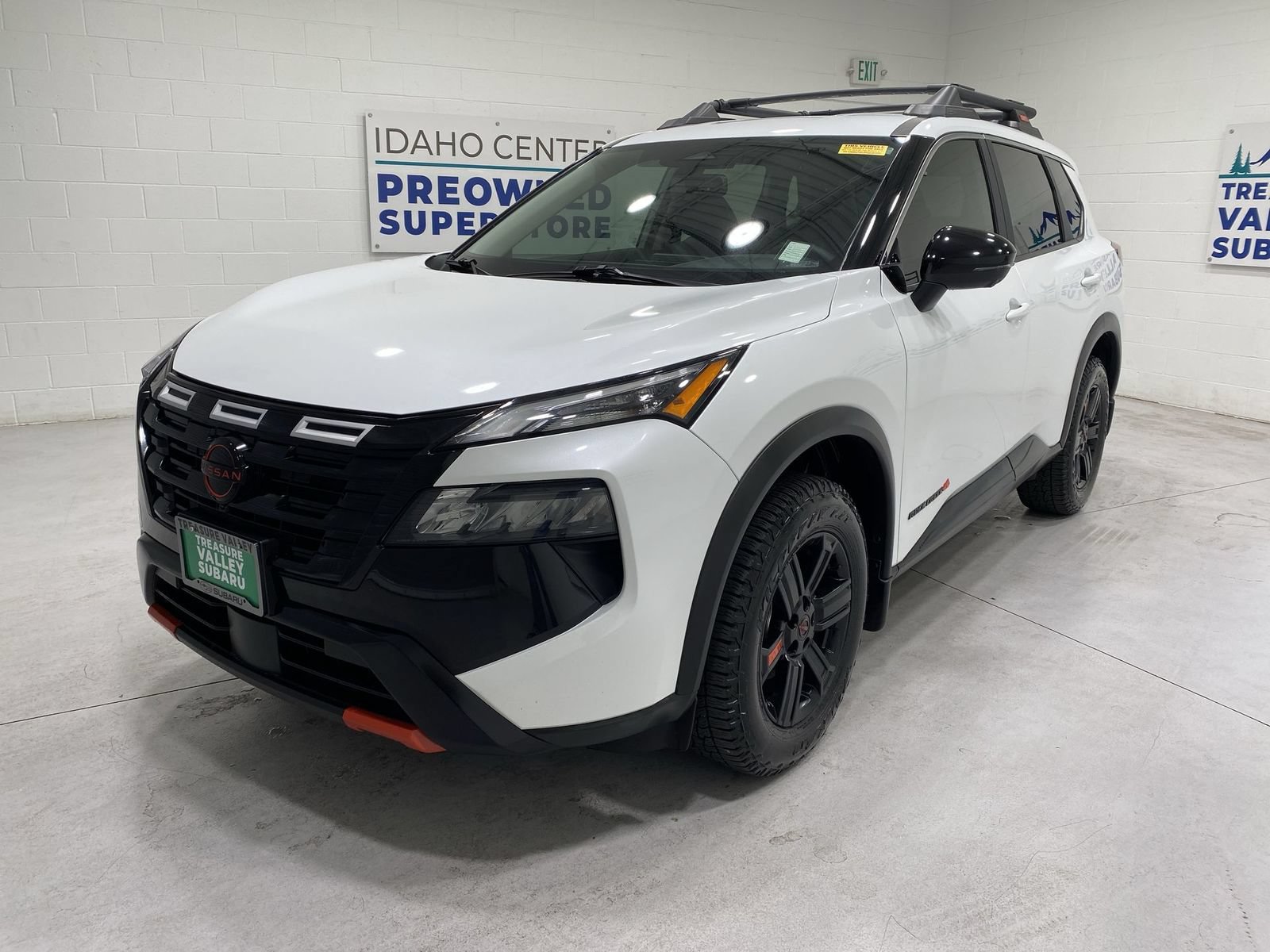 Used 2026 Nissan Rogue SV w/ Rock Creek Premium Package AWD/4WD image 4
