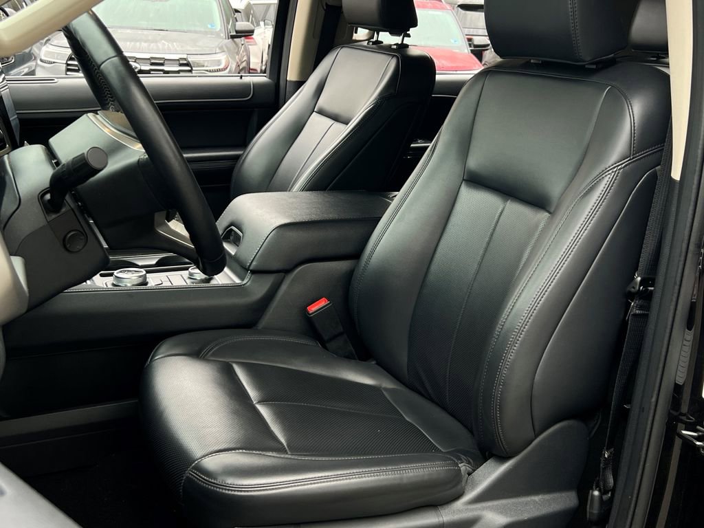 Used 2024 Ford Expedition Max XLT image 22