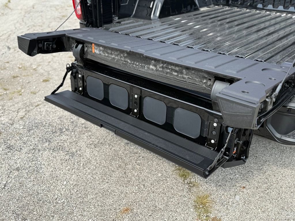 New 2026 GMC Sierra 1500 Elevation w/ Preferred Package image 4