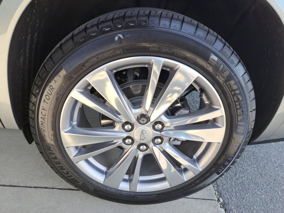 Certified 2024 Cadillac XT6 Premium Luxury w/ Technology Package FWD image 21