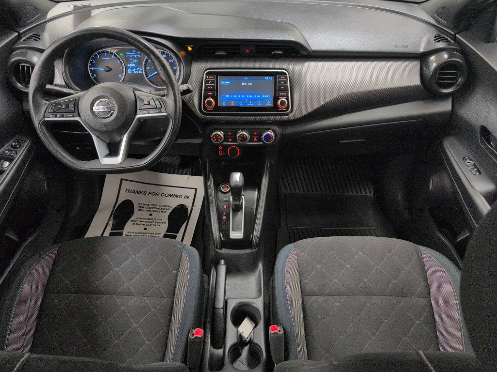 Used 2018 Nissan Kicks S image 10